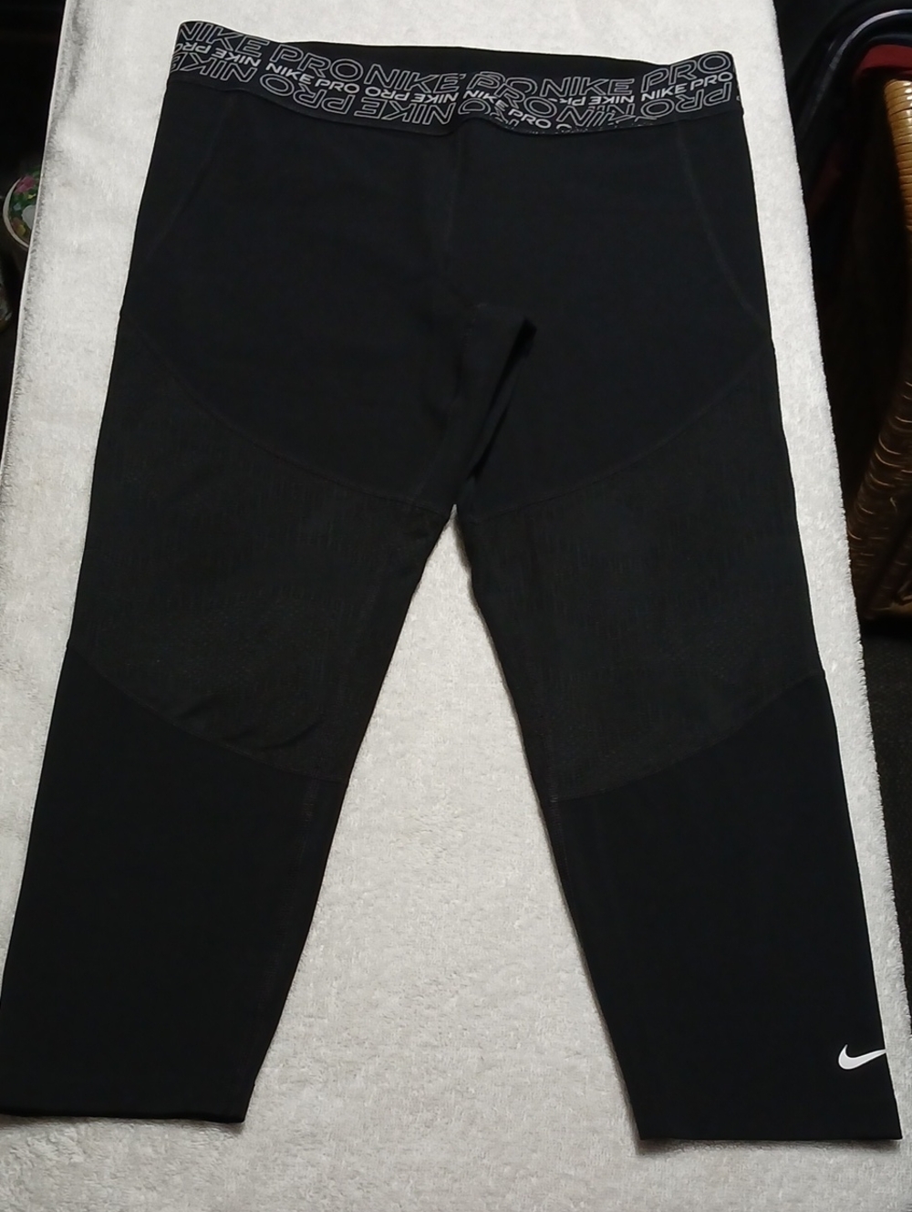 Nike Black  Pro Capri Leggings with White Swoosh